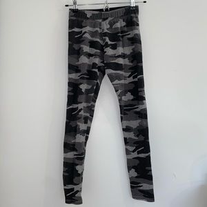Garage gray camo leggings